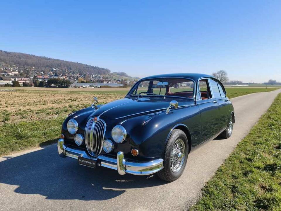 Image 1/21 of Jaguar Mk II 3.4 (1966)
