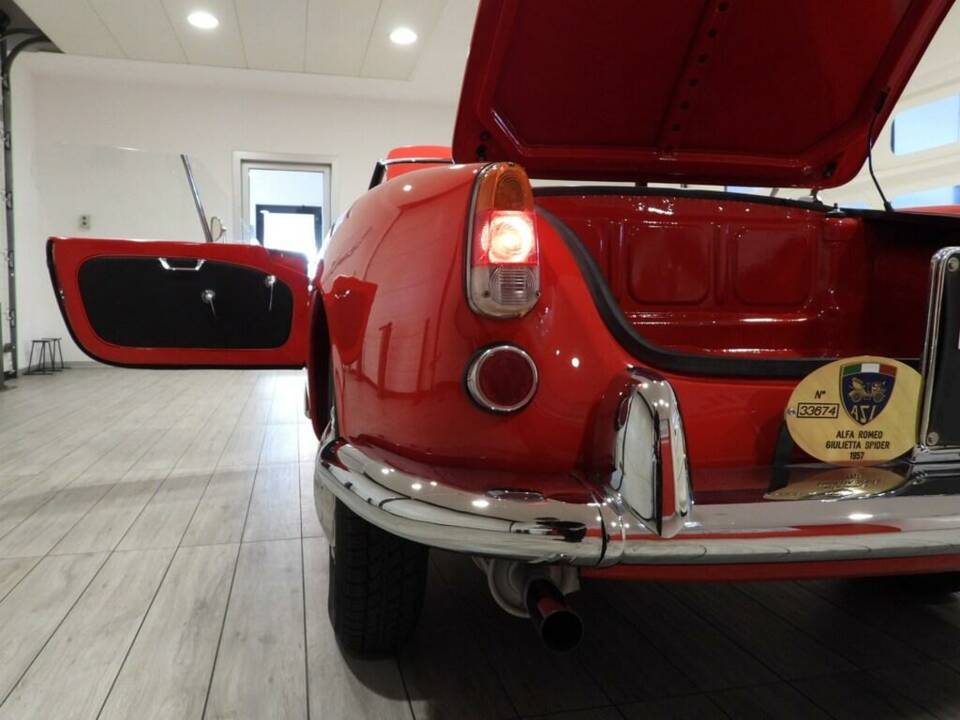 Afbeelding 8/10 van Alfa Romeo Giulietta Spider Veloce (1957)