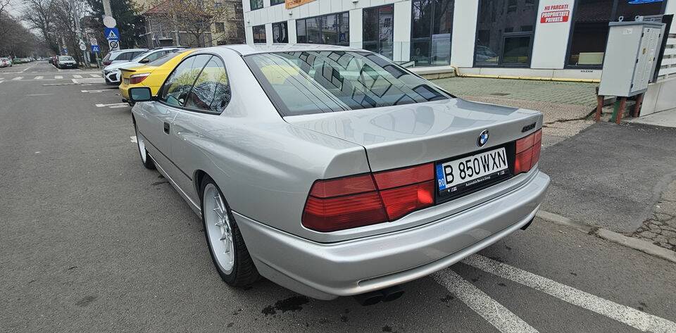 Image 5/7 of BMW 850i (1990)