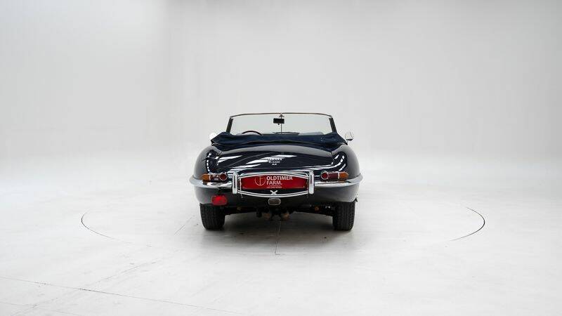 Image 7/15 de Jaguar Type E 4.2 (1966)