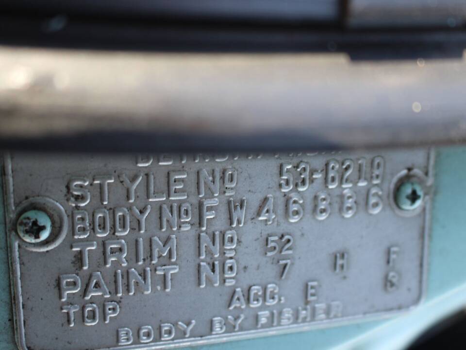 Image 37/43 of Cadillac 62 Sedan (1953)