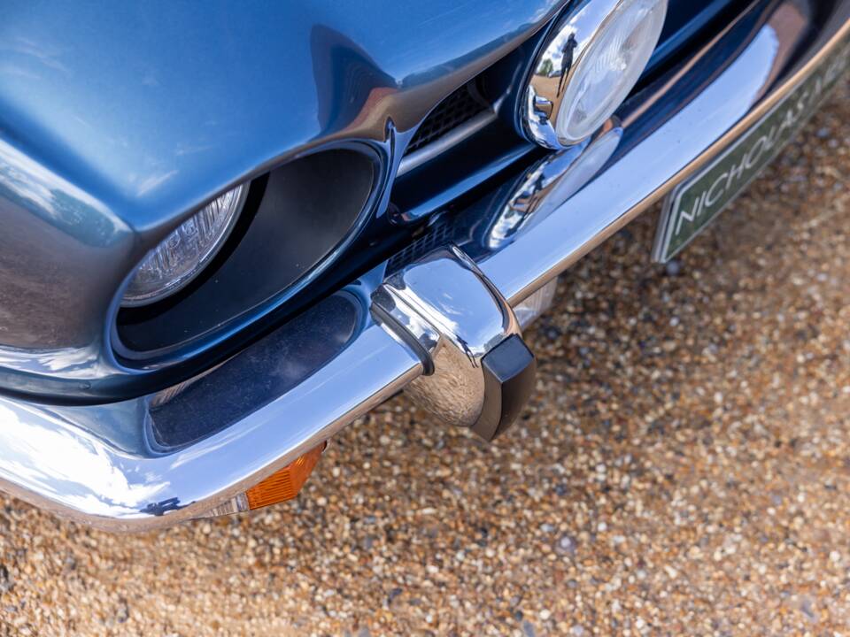 Bild 21/70 von Aston Martin V8 EFi (1988)