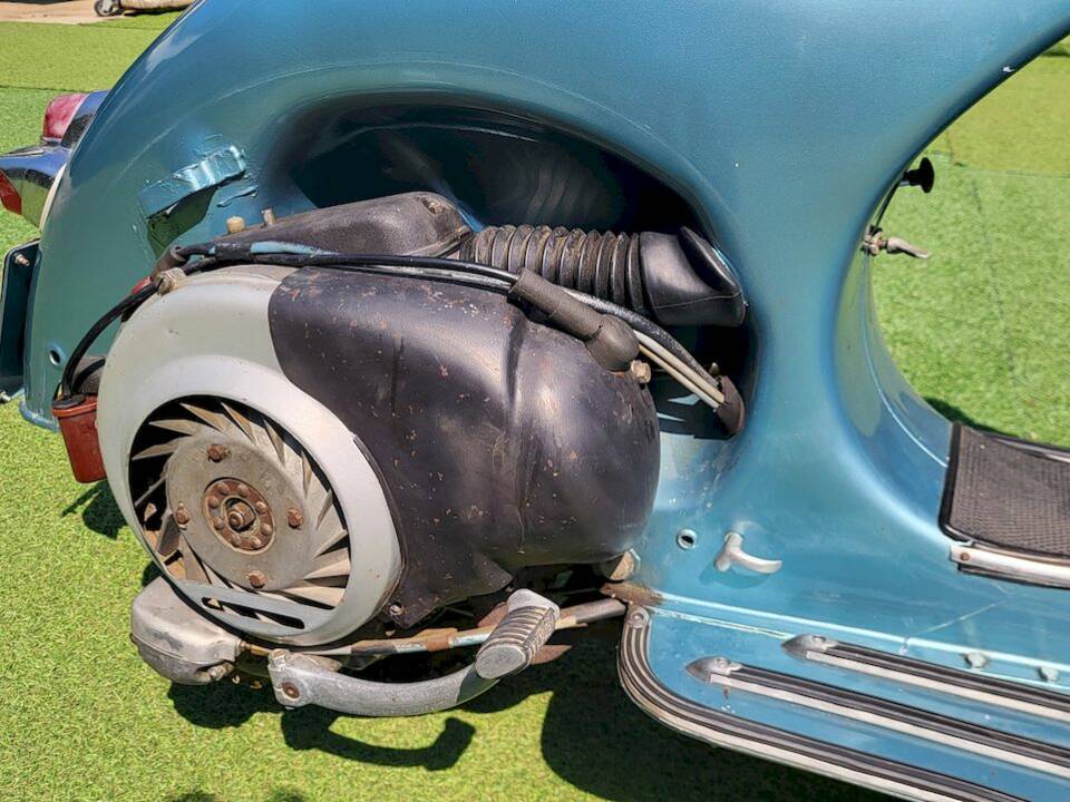 Image 25/30 of Piaggio Vespa 150 (1962)