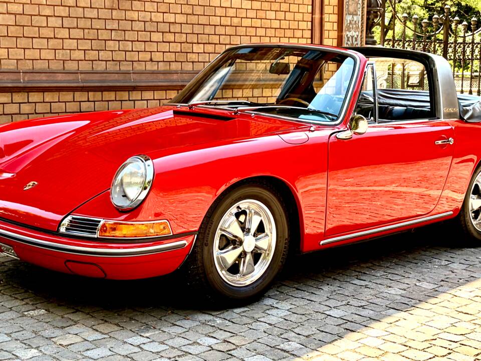 Bild 1/17 von Porsche 911 2.0 (1967)