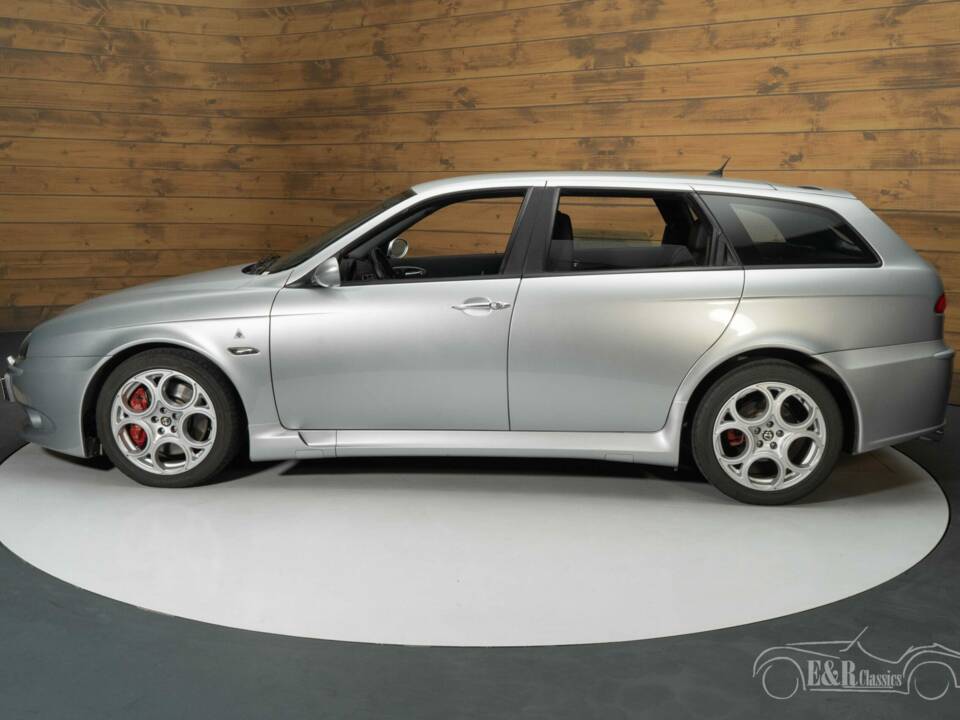 Image 2/6 of Alfa Romeo 156 3.2 V6 GTA Sportwagon (2002)