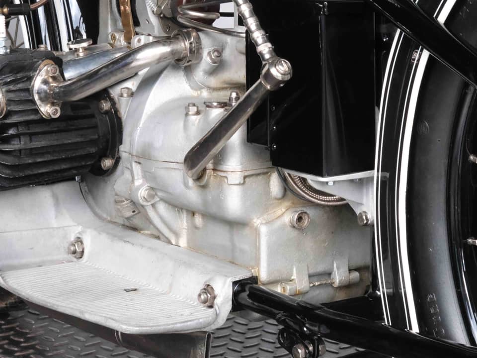 Image 79/98 of BMW R 32 (1925)