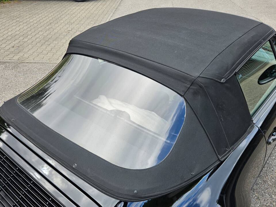 Bild 6/10 von Porsche 911 Carrera 2 (1992)