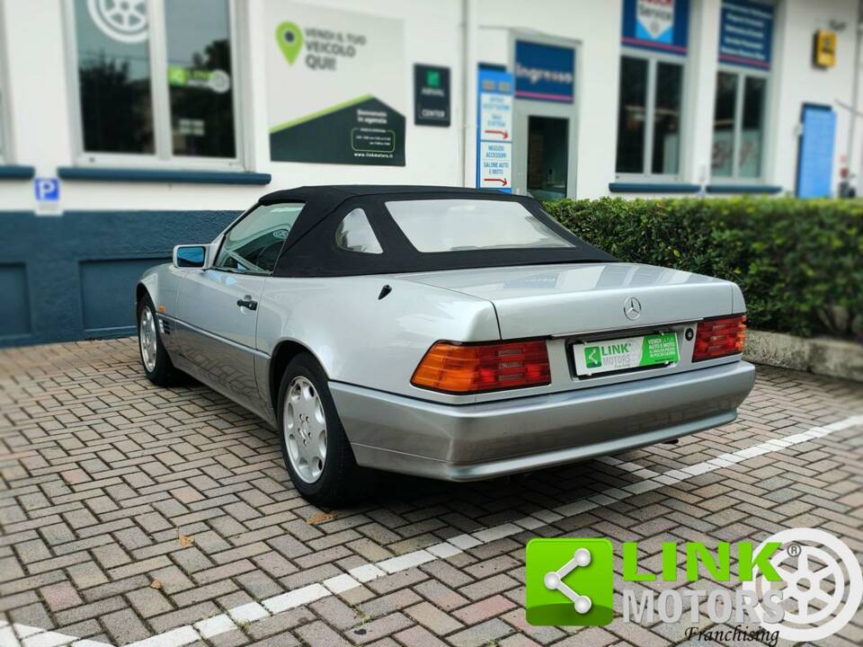 Image 5/10 of Mercedes-Benz 300 SL-24 (1991)