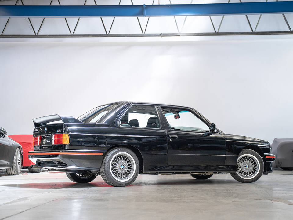 Image 89/91 de BMW M3 Sport Evo (1990)