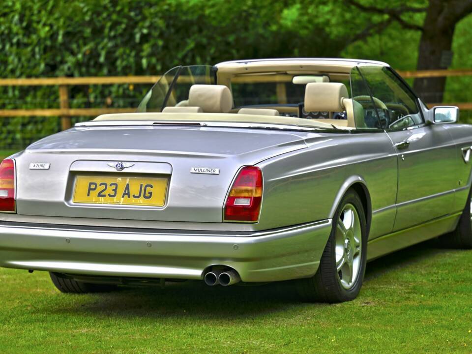 Bild 16/50 von Bentley Azure (2003)