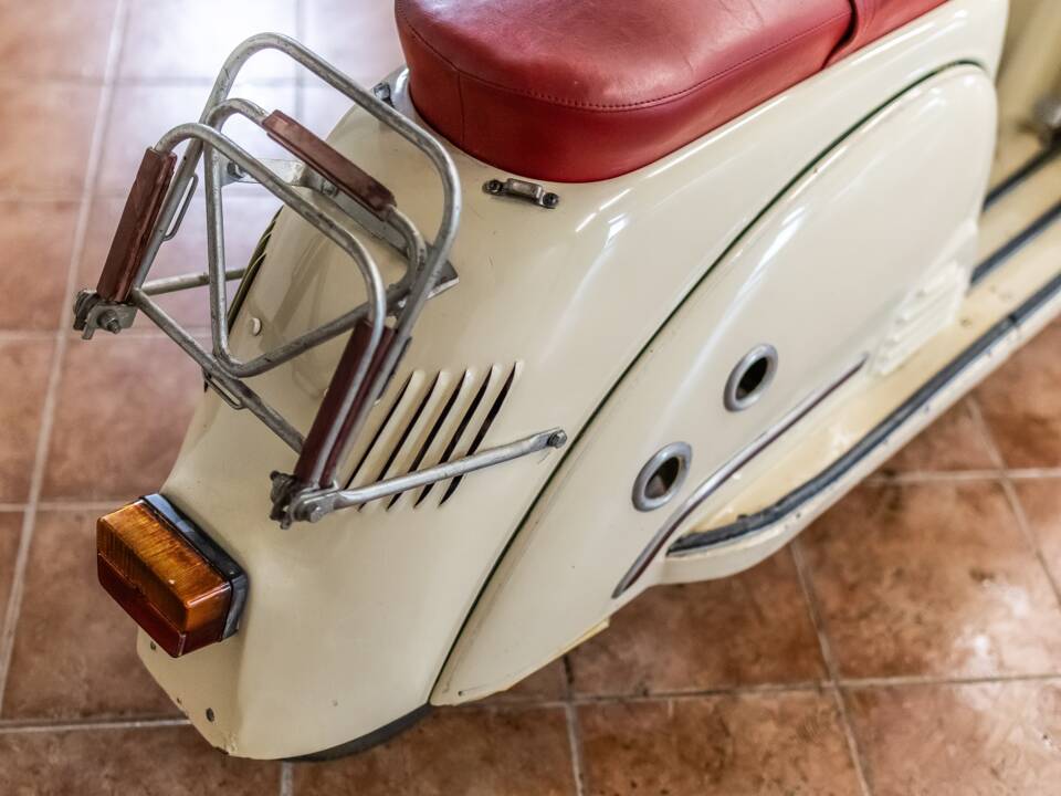 Immagine 11/12 di Glas Goggo 200 (1955)