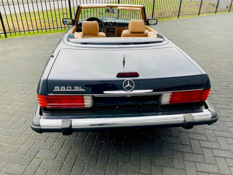 Image 10/36 of Mercedes-Benz 560 SL (1988)