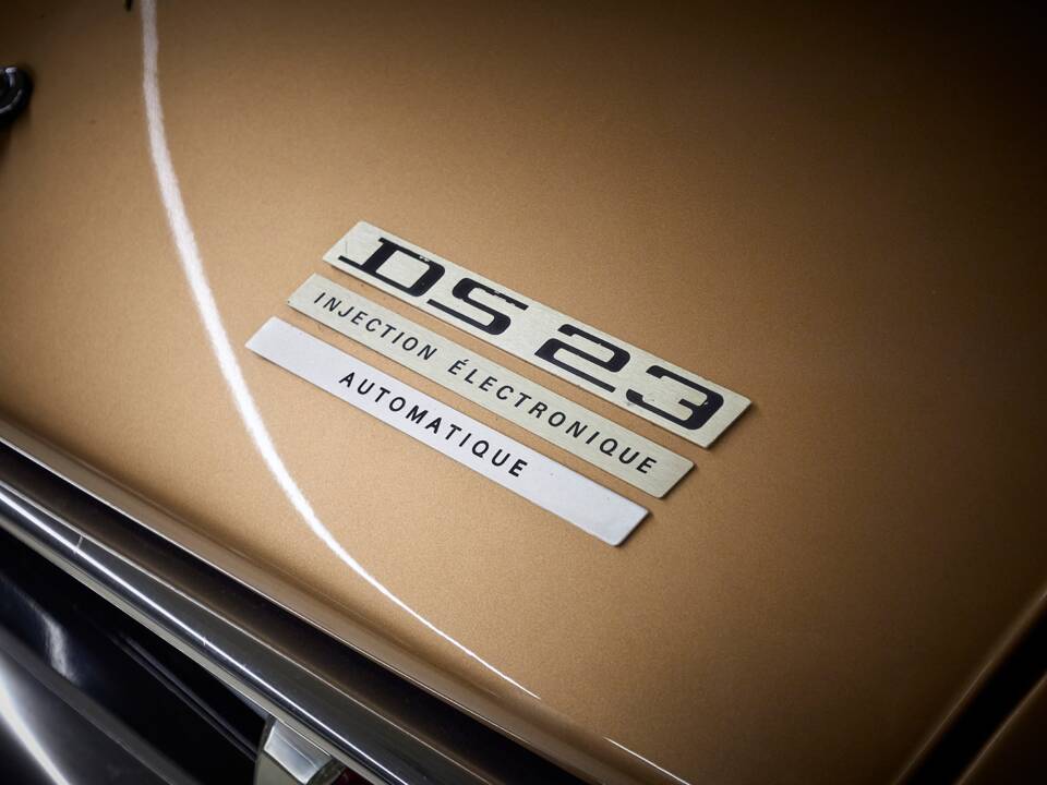 Image 20/99 of Citroën DS 23 Injection (1973)