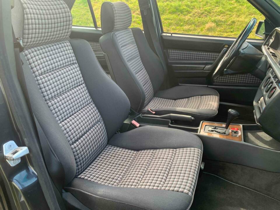 Image 4/5 of Mercedes-Benz 190 E 2.6 (1990)
