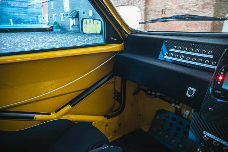 Bild 17/50 von Rover DAM4100 GTi (1987)