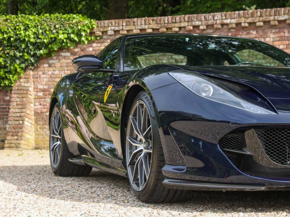 Image 33/50 of Ferrari 812 Superfast (2020)