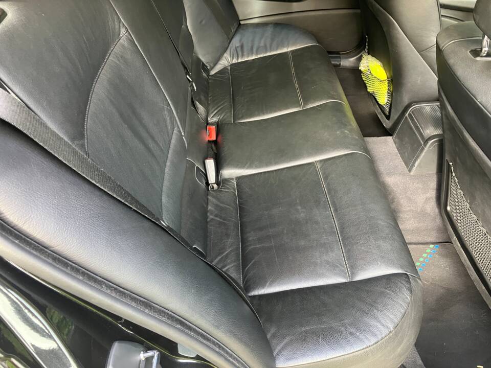 Image 38/49 of ALPINA B3 S Touring (2002)