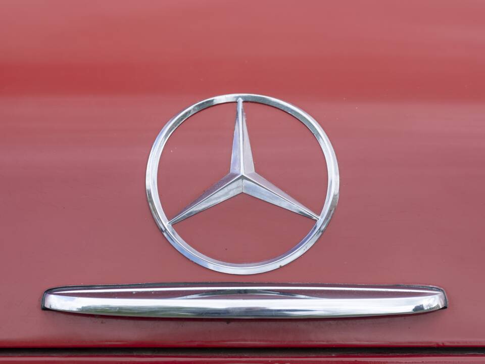 Immagine 15/18 di Mercedes-Benz 280 SL (1970)