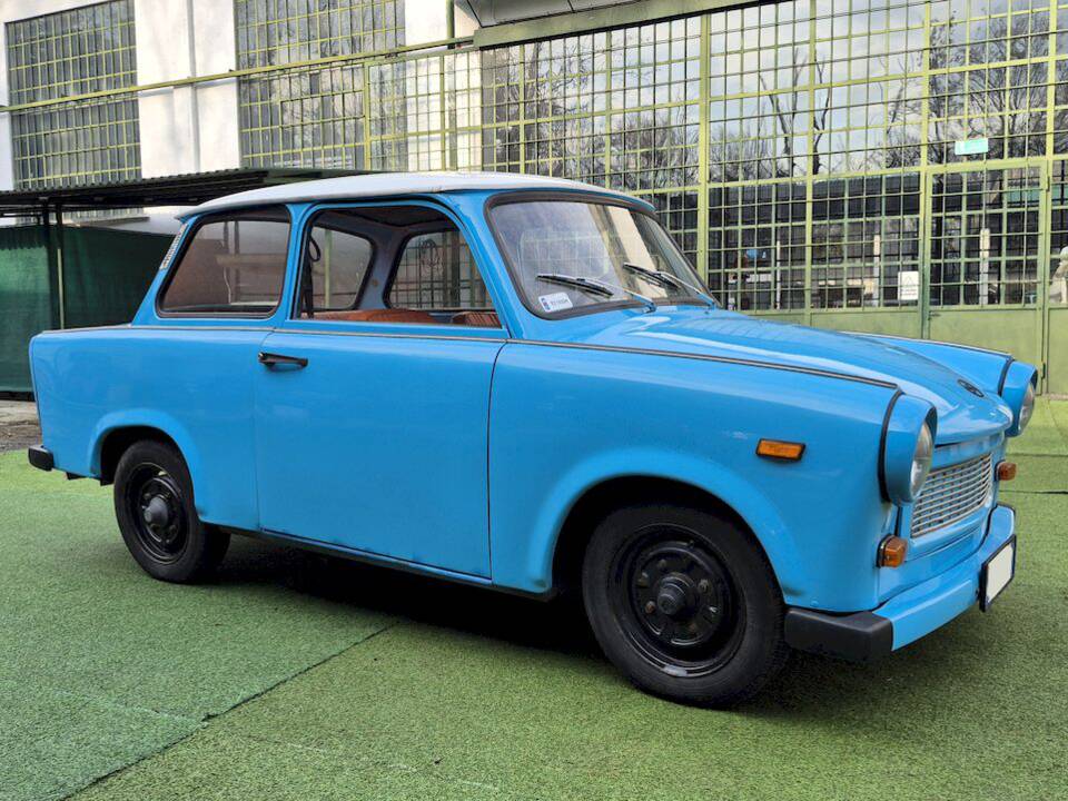Image 9/45 of Trabant 601 (1966)