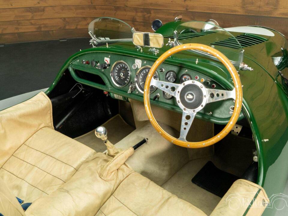 Image 2/19 of Jaguar Kougar Sports MK2 (1964)