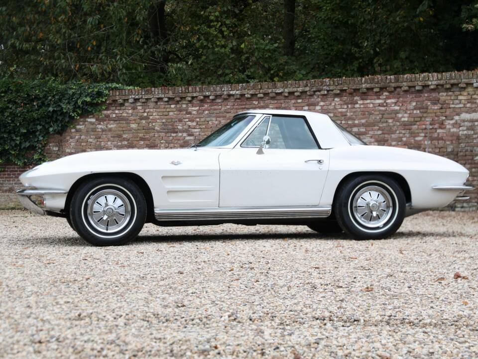 Imagen 24/50 de Chevrolet Corvette Sting Ray Convertible (1964)