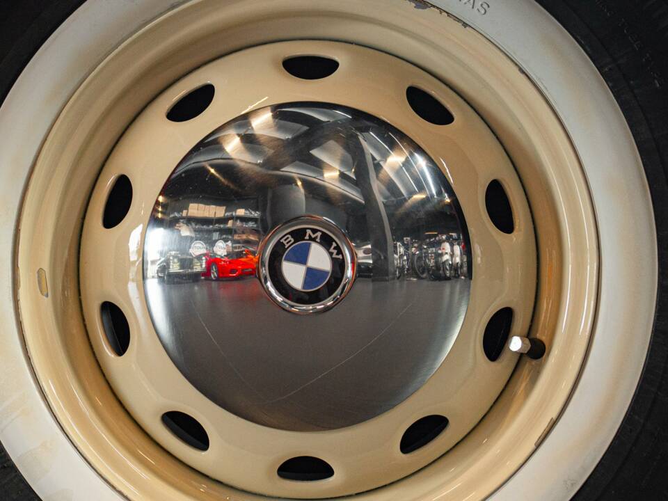 Imagen 26/50 de BMW 501 A (1955)