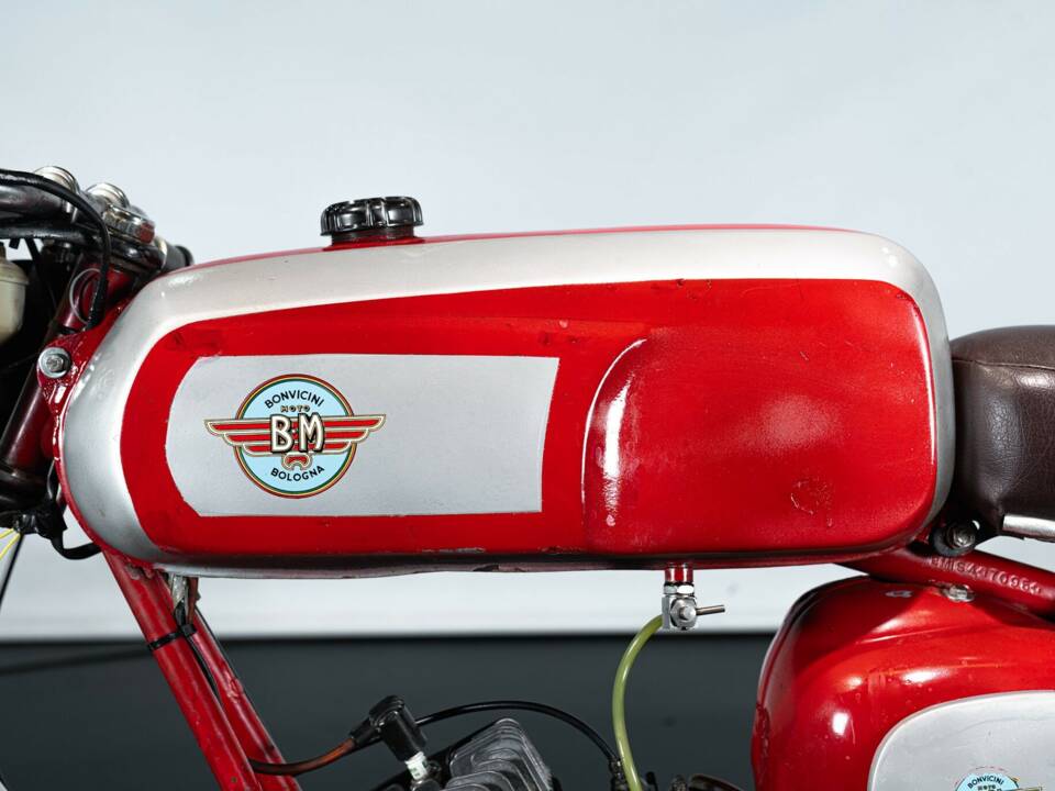 Image 23/31 of BM DUMMY (1963)