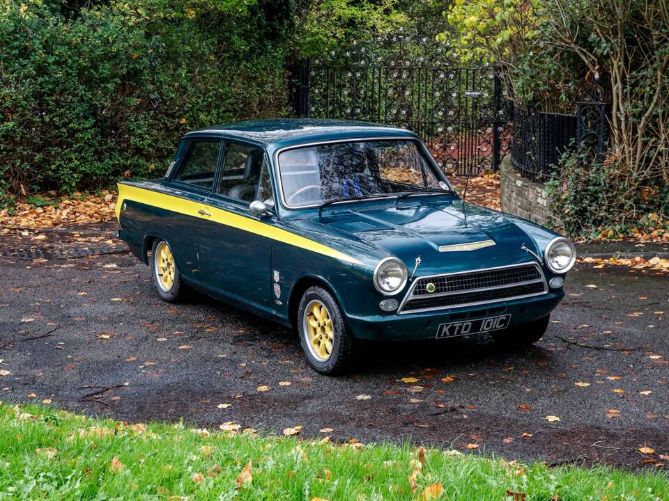Afbeelding 10/40 van Ford Cortina 1200 (1965)