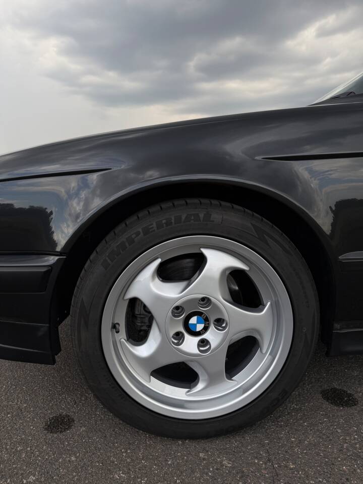Bild 5/19 von BMW 518i (1993)