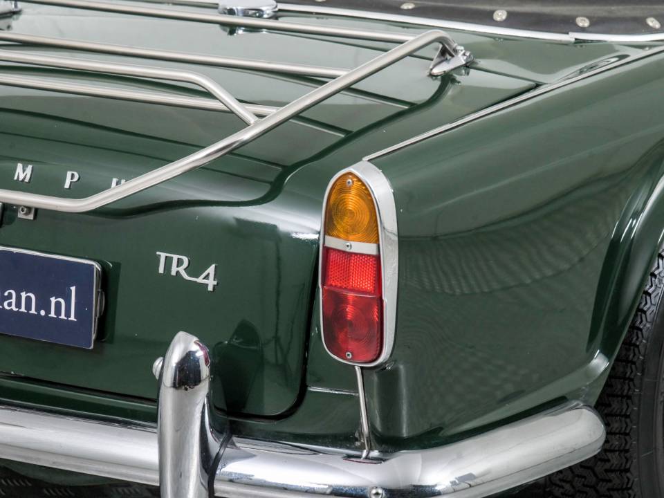 Image 30/50 of Triumph TR 4 (1963)