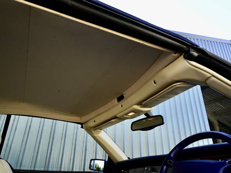 Bild 50/50 von Rolls-Royce Corniche V (2000)