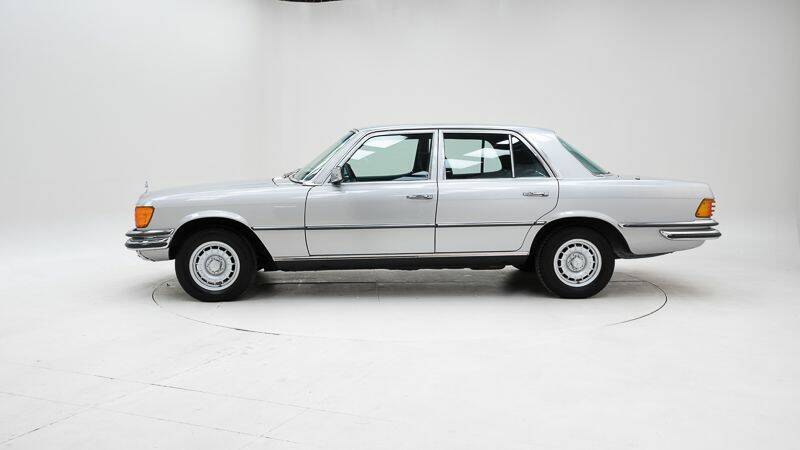 Image 8/15 of Mercedes-Benz 280 SE (1980)