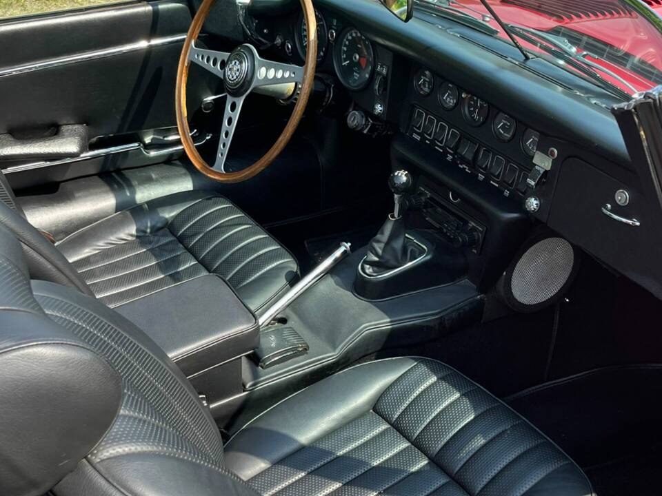 Afbeelding 5/5 van Jaguar E-Type (1971)