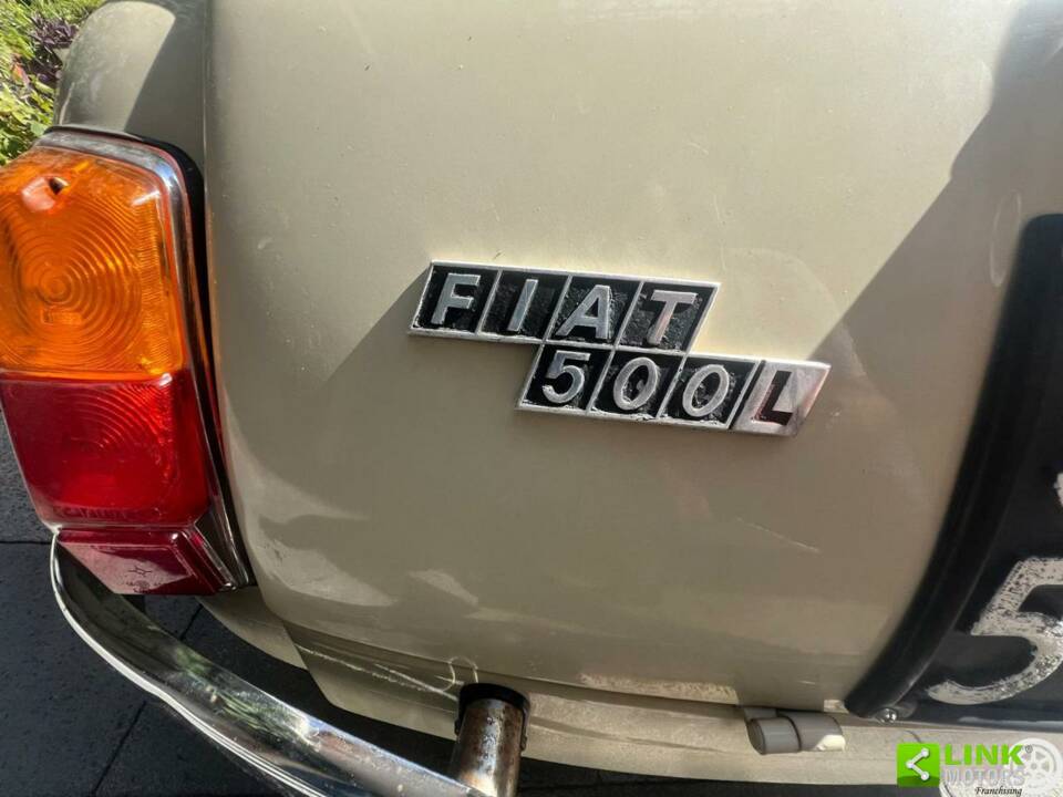 Image 7/10 de FIAT 500 L (1971)
