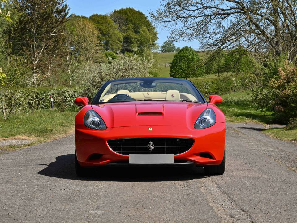 Afbeelding 8/50 van Ferrari California (2011)