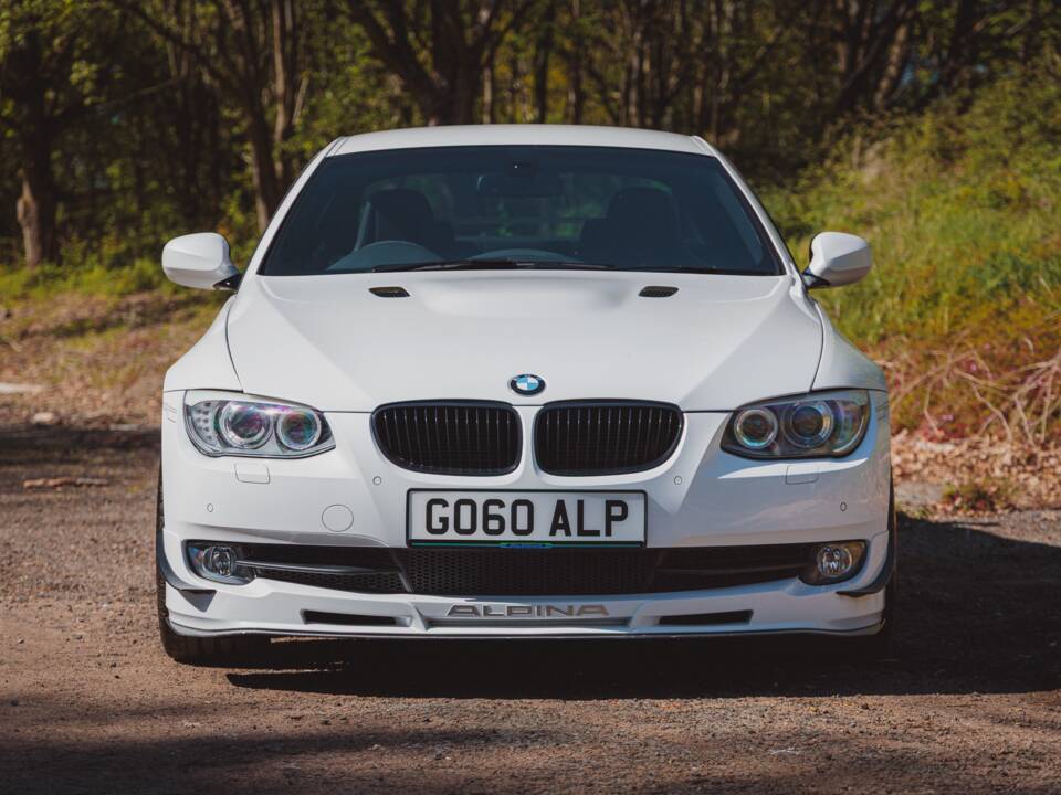 Image 8/44 de ALPINA B3 GT3 (2012)
