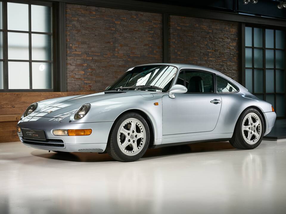 Image 1/36 de Porsche 911 Carrera (1995)