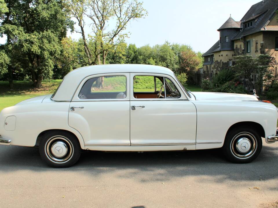 Image 6/50 of Mercedes-Benz 219 (1959)