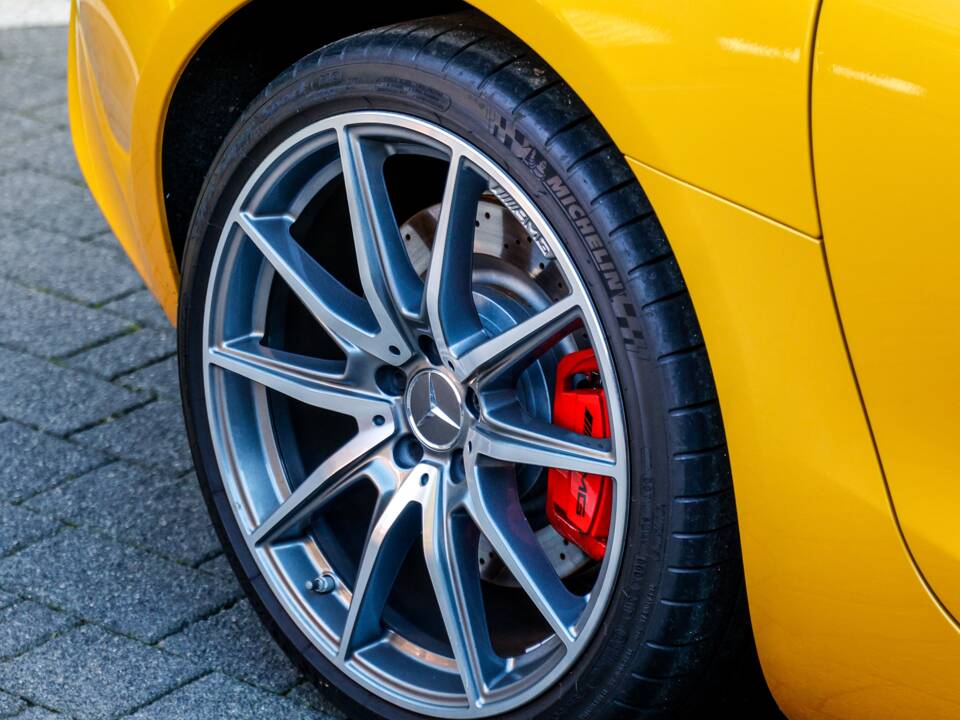 Bild 19/35 von Mercedes-AMG GT-S (1900)