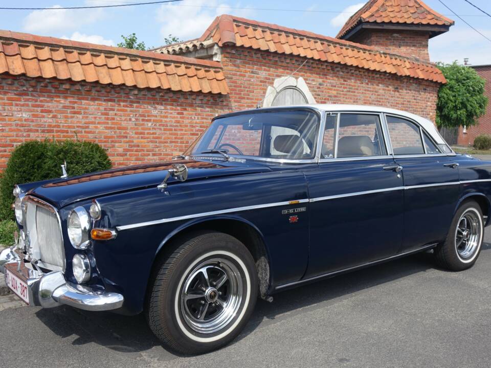 Image 9/28 of Rover 3.5 Litre Coupe (1973)