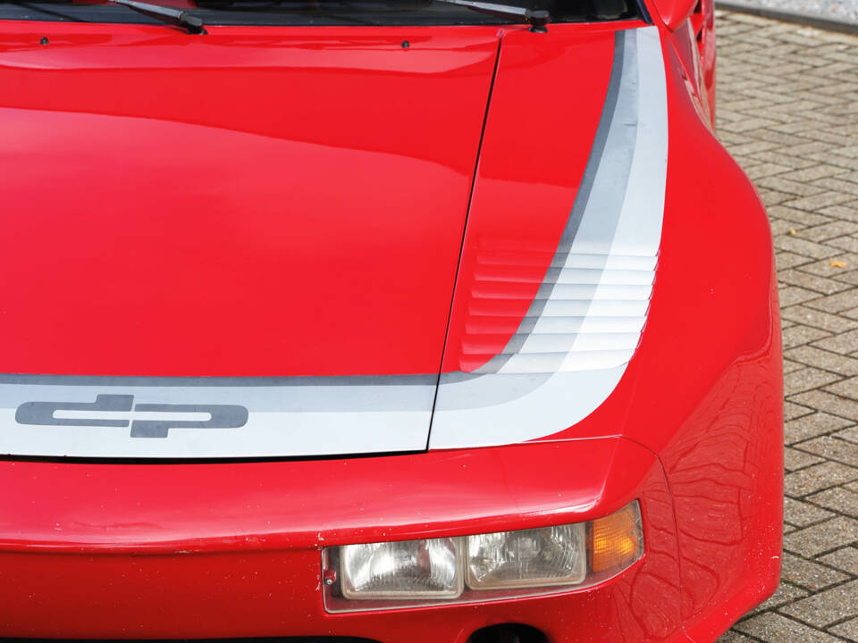 Image 14/52 of Porsche 928 S (1980)