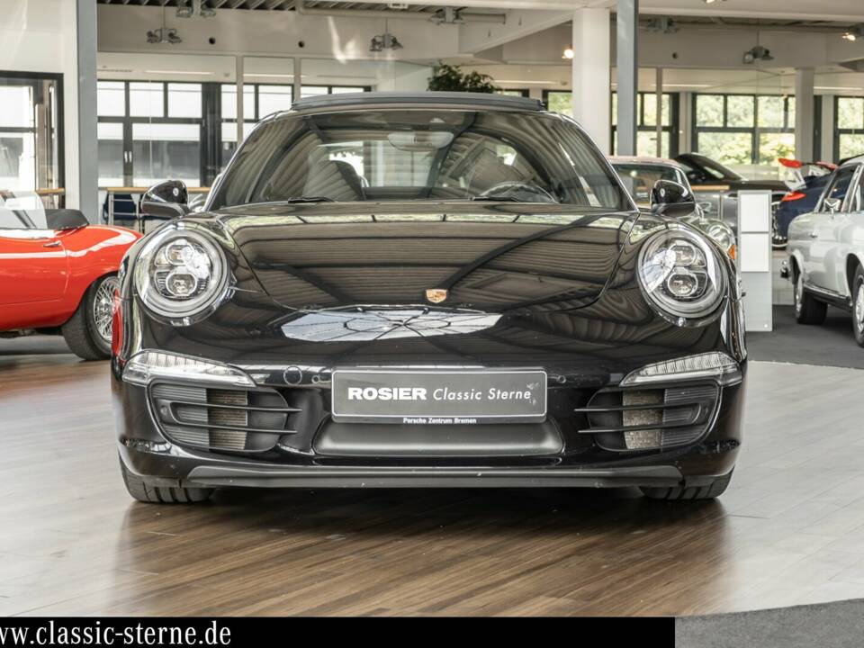 Image 8/15 de Porsche 911 Carrera 4 &quot;Black Edition&quot; (2015)