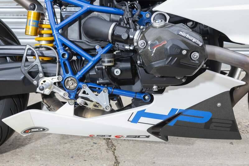 Immagine 28/32 di BMW HP2 Sport (2009)