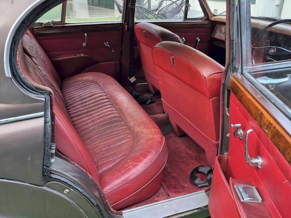 Bild 48/76 von Jaguar Mk II 2.4 (1963)