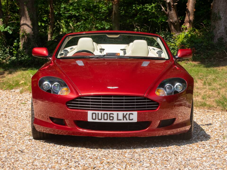 Image 7/50 of Aston Martin DB 9 Volante (2006)