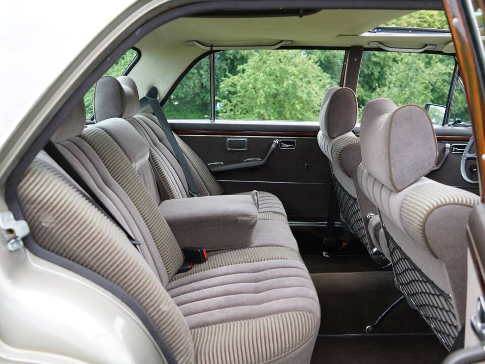 Afbeelding 12/89 van Mercedes-Benz 300 SEL 6.3 (1972)