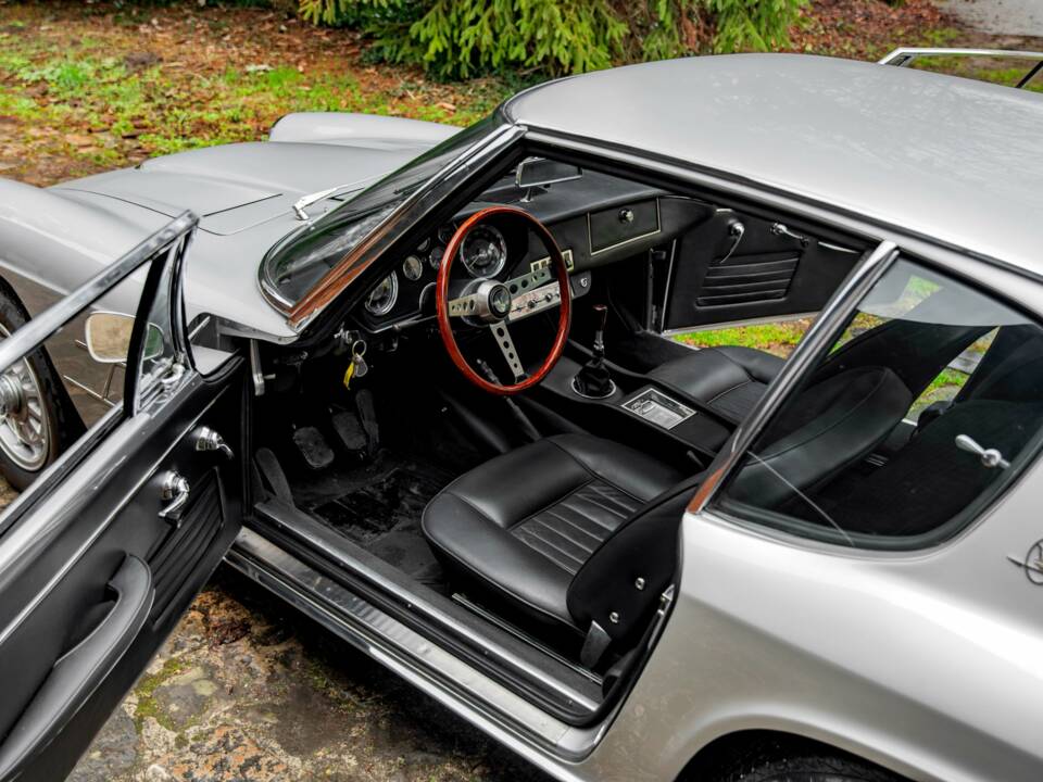 Image 7/10 of Maserati Mistral 3700 (1967)