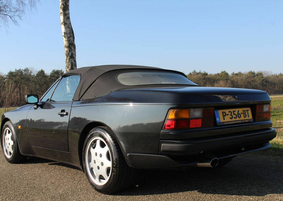 Image 6/8 of Porsche 944 S2 (1990)