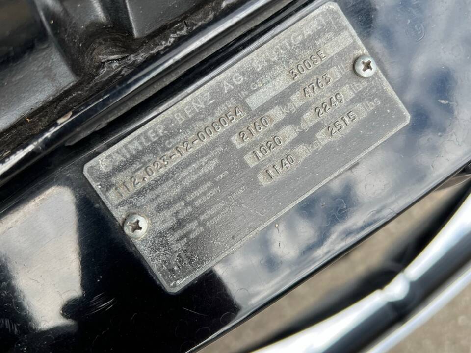 Image 3/15 of Mercedes-Benz 300 SE (1965)