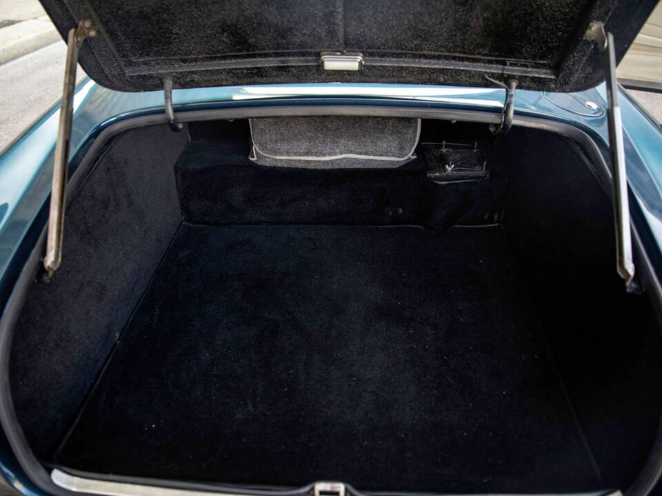Image 58/58 of Maserati 3500 GTI Touring (1963)